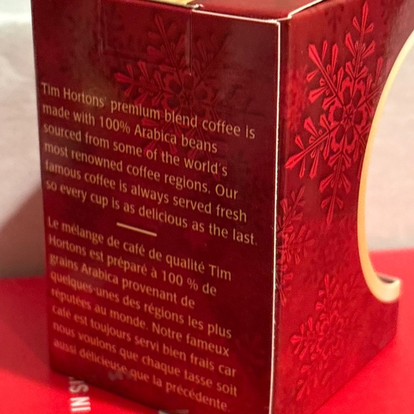 Tim Horton travel mug collector - Picture 2 of 2